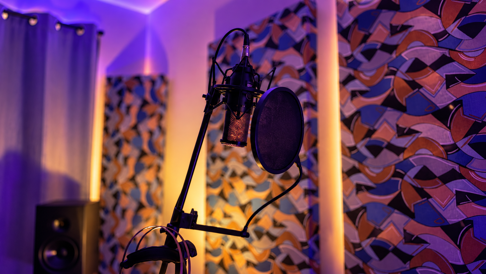 MadNessHauz — Studio
